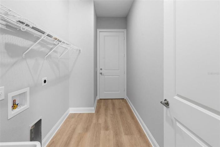 Image No.26-4 Bed Property for sale