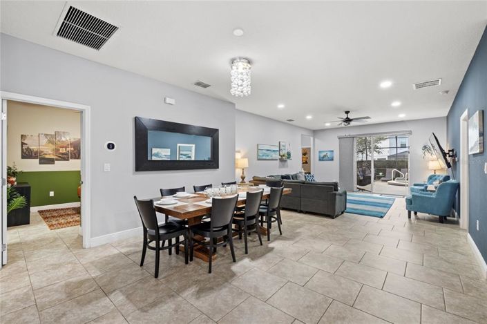 Image No.6-Propriété de 5 chambres à vendre à Davenport