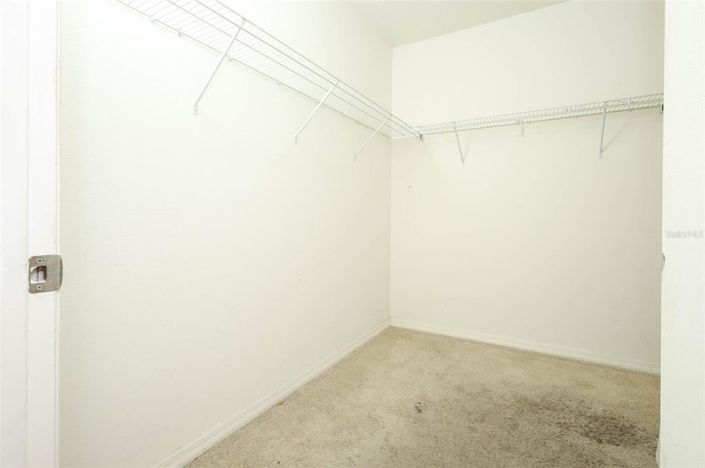 Image No.17-Propriété de 4 chambres à vendre à États-Unis