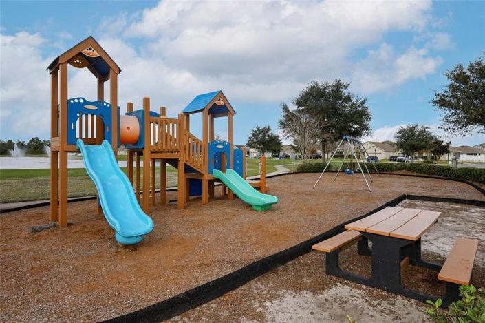 Image No.32-Propriété de 4 chambres à vendre à États-Unis