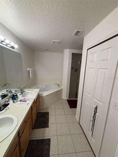 Image No.14-3 Bed Property for sale