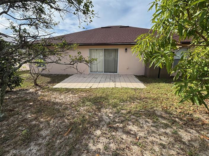 Image No.19-3 Bed House for sale