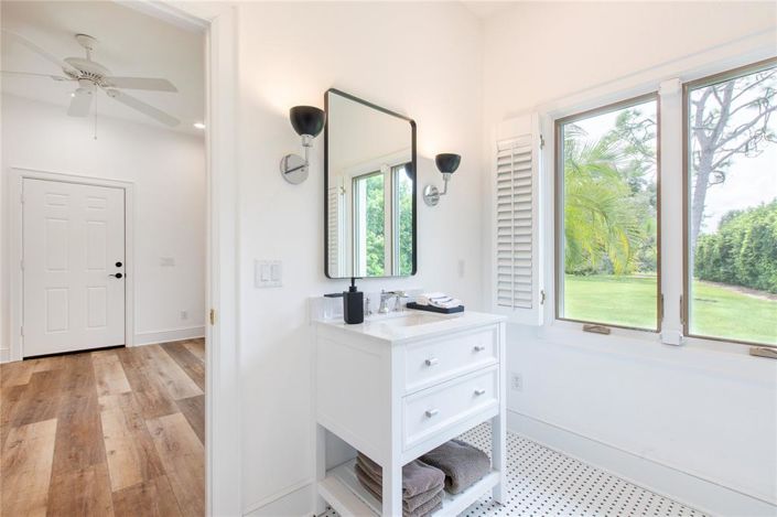 Image No.20-3 Bed House for sale