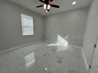 Image No.13-Propriété de 4 chambres à vendre à États-Unis