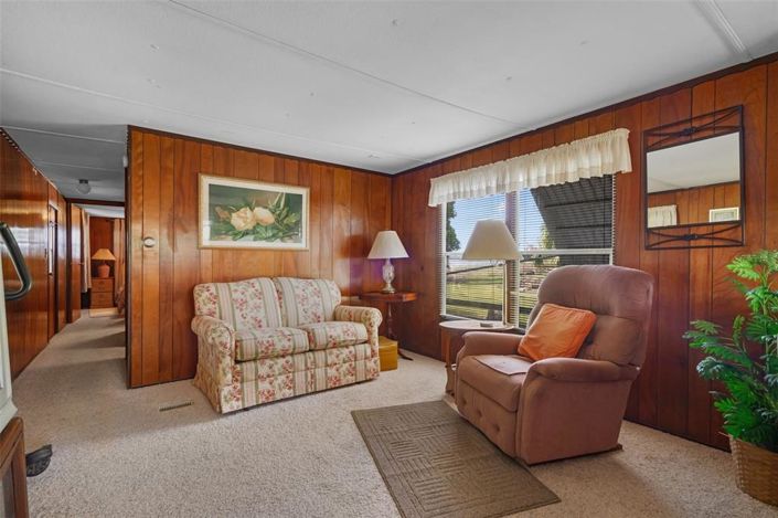 Image No.35-6 Bed Property for sale