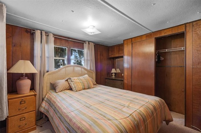 Image No.39-6 Bed House for sale