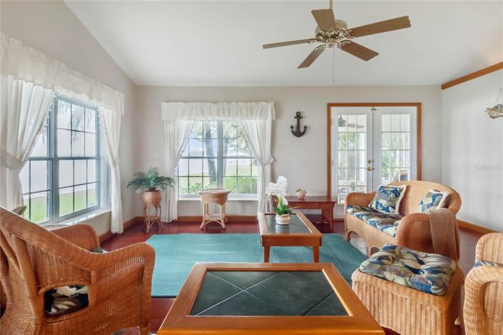 Image No.7-6 Bed Property for sale