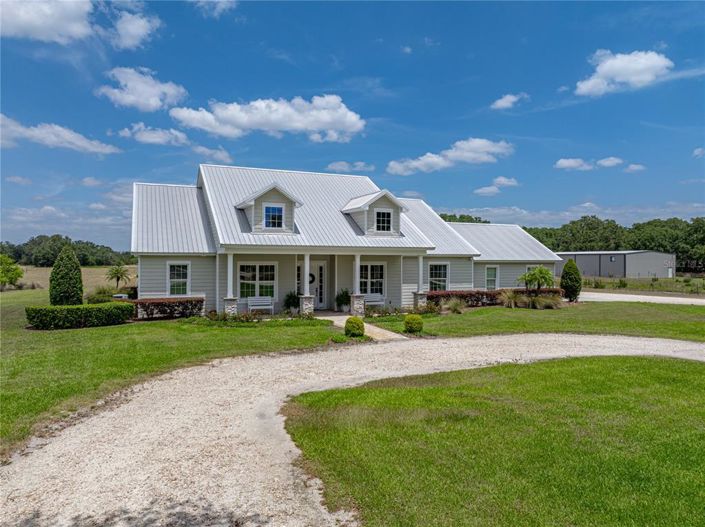 Image No.12-3 Bed Property for sale