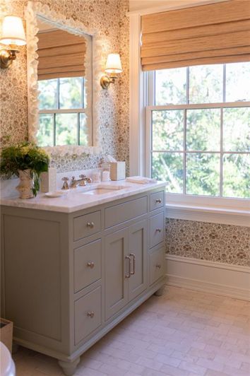 Image No.20-5 Bed Property for sale