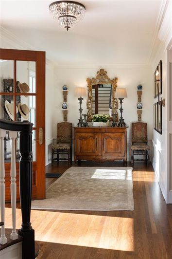 Image No.3-5 Bed House for sale