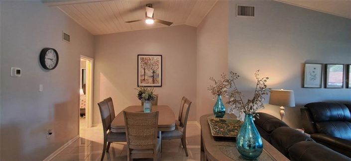 Image No.24-Propriété de 2 chambres à vendre à États-Unis