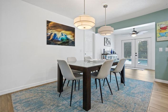 Image No.16-Propriété de 4 chambres à vendre à États-Unis