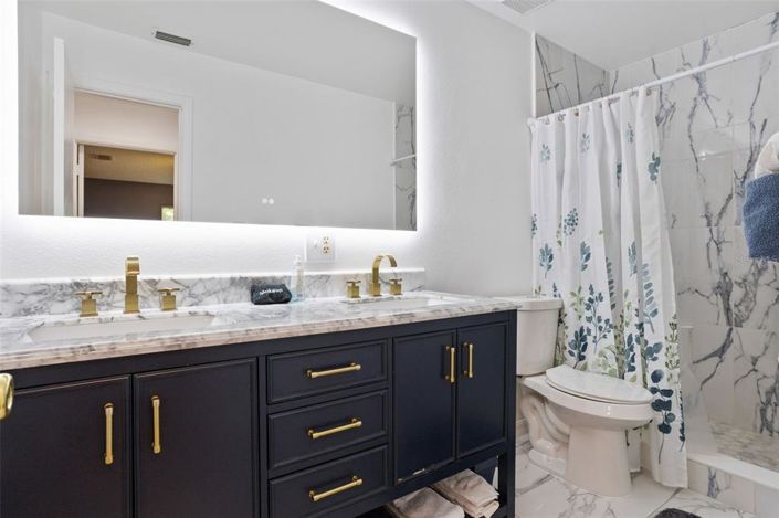 Image No.20-Propriété de 4 chambres à vendre à États-Unis