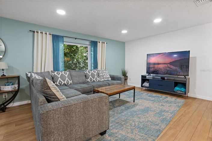 Image No.7-Propriété de 4 chambres à vendre à États-Unis