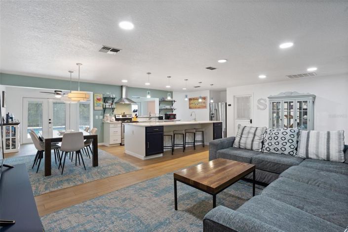 Image No.8-Propriété de 4 chambres à vendre à États-Unis