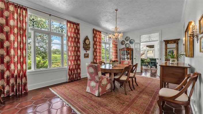 Image No.6-Propriété de 6 chambres à vendre à États-Unis