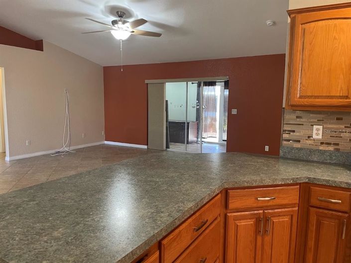 Image No.5-Propriété de 3 chambres à vendre à États-Unis