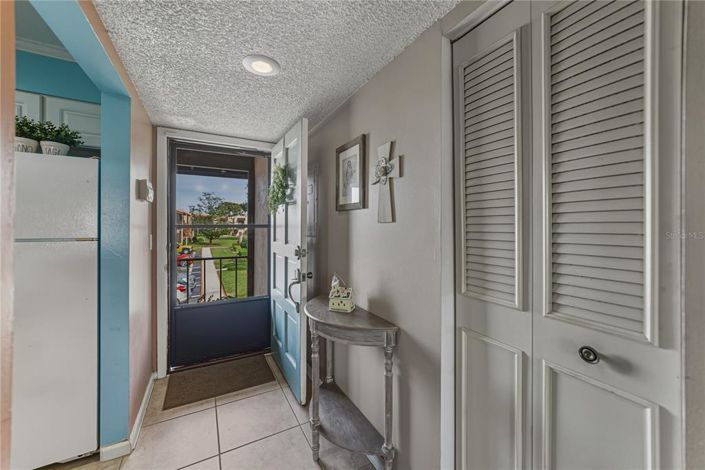 Image No.2-Propriété de 2 chambres à vendre à États-Unis