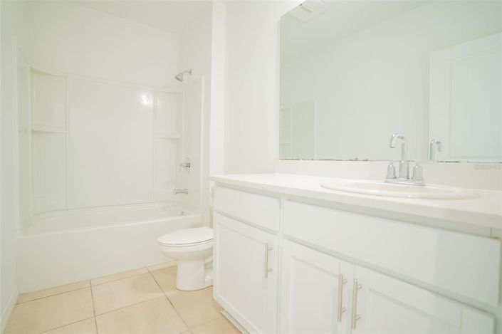 Image No.10-4 Bed Property for sale