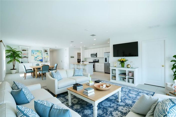 Image No.2-4 Bed Property for sale