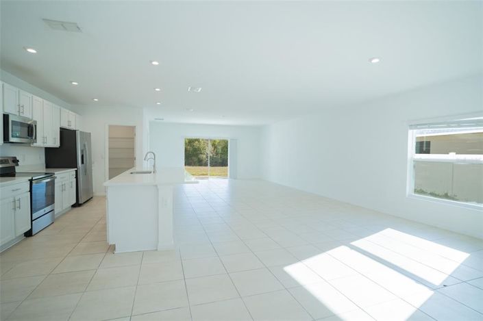 Image No.3-4 Bed Property for sale