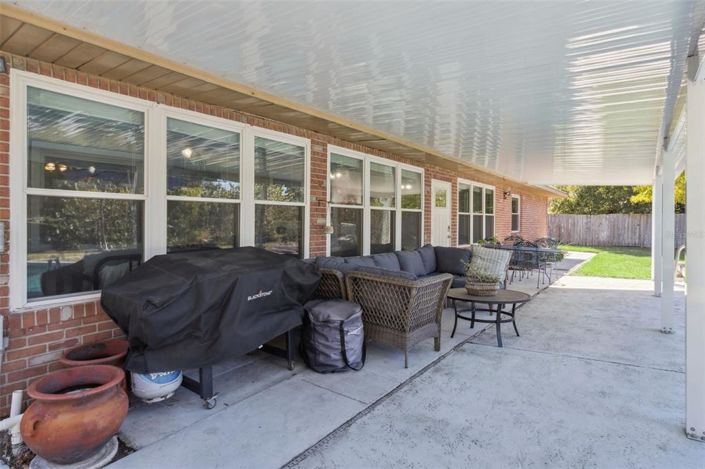 Image No.33-3 Bed Property for sale