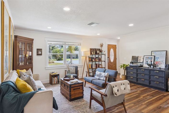 Image No.4-3 Bed House for sale