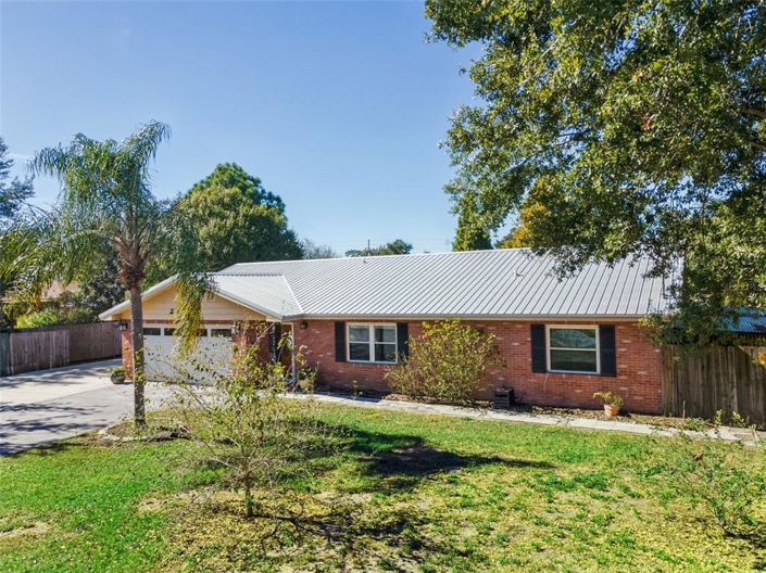 Image No.47-3 Bed Property for sale