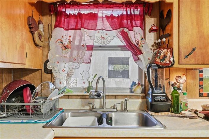 Image No.5-Propriété de 4 chambres à vendre à États-Unis