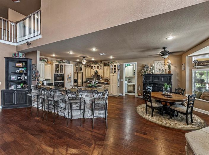 Image No.17-Propriété de 4 chambres à vendre à États-Unis