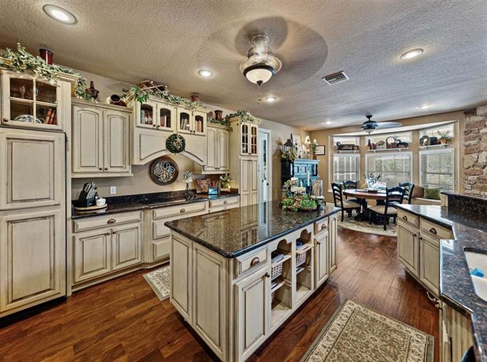 Image No.22-Propriété de 4 chambres à vendre à États-Unis