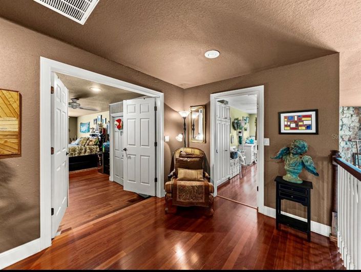 Image No.48-4 Bed House for sale