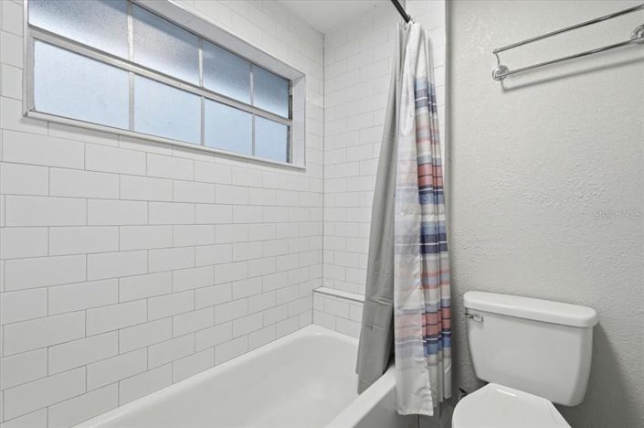 Image No.42-Propriété de 3 chambres à vendre à États-Unis