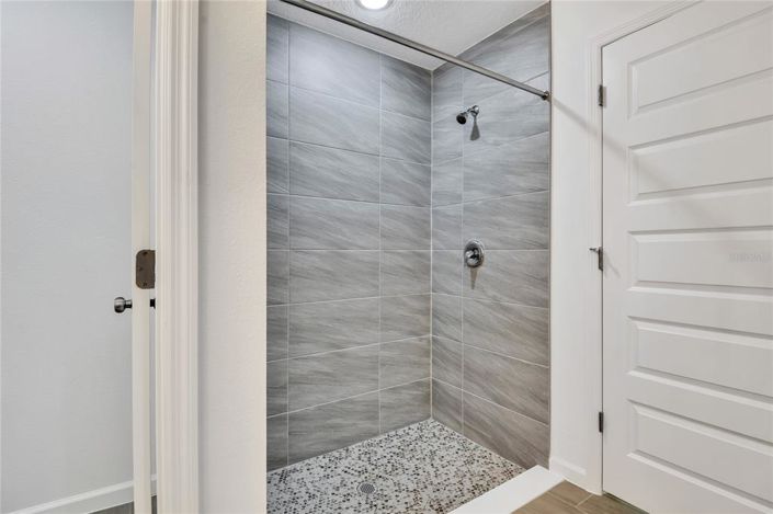 Image No.15-4 Bed Property for sale