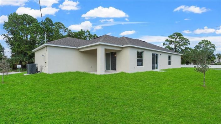 Image No.20-4 Bed Property for sale