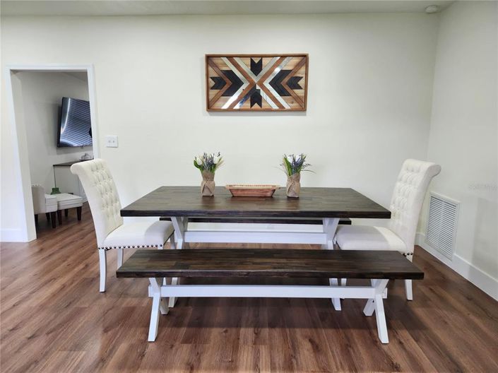 Image No.26-3 Bed Property for sale