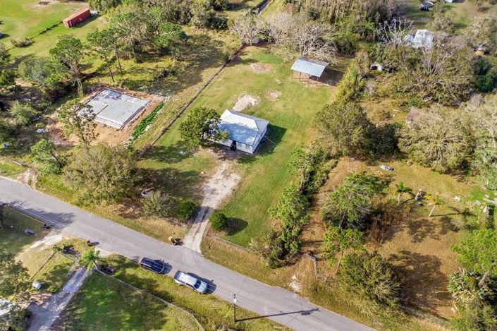 Image No.50-3 Bed Property for sale