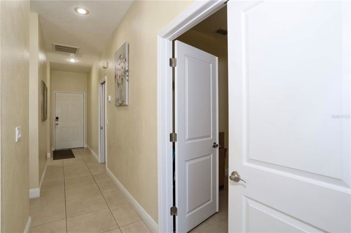 Image No.13-2 Bed Townhouse for sale