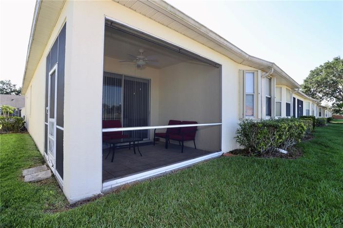 Image No.36-2 Bed Townhouse for sale