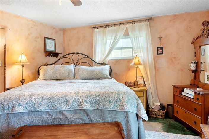 Image No.14-4 Bed House for sale