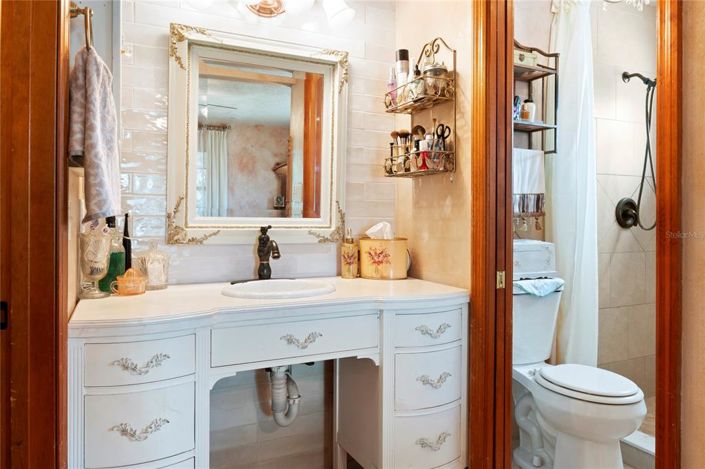 Image No.17-4 Bed Property for sale