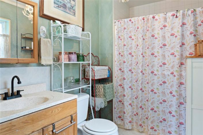 Image No.30-4 Bed House for sale