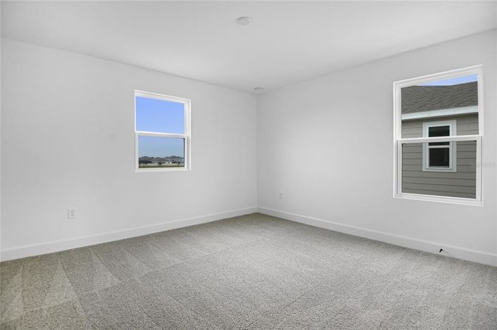 Image No.16-Propriété de 4 chambres à vendre à États-Unis