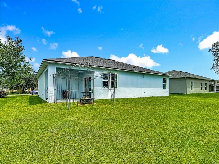 Image No.6-3 Bed Property for sale