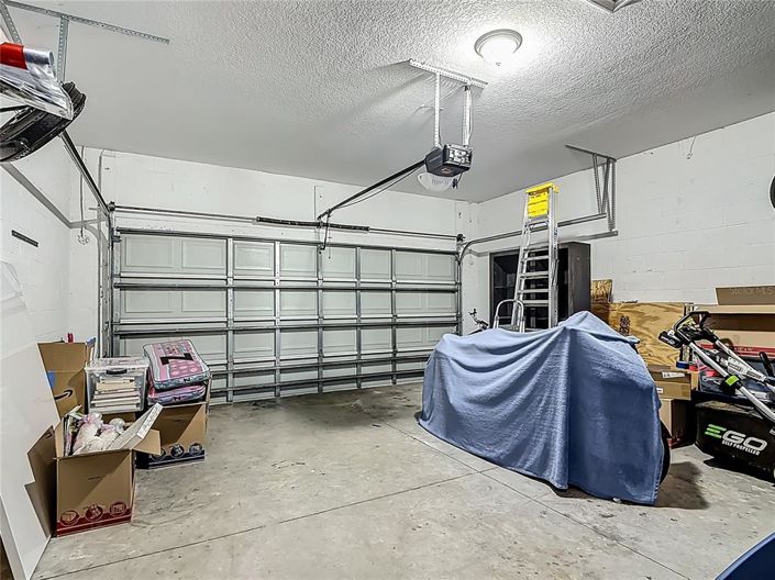 Image No.8-3 Bed Property for sale