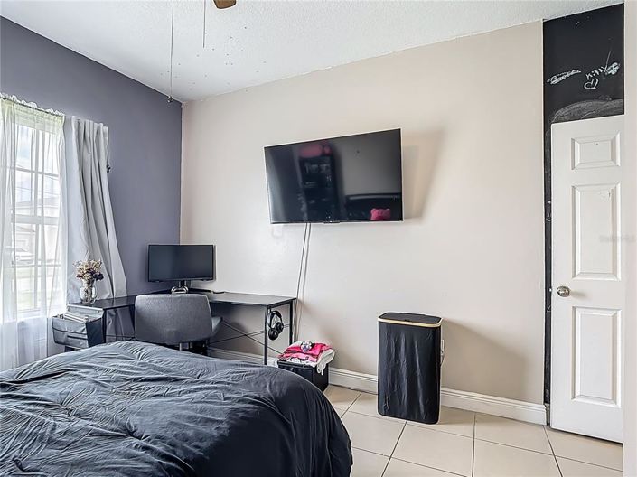 Image No.9-3 Bed Property for sale