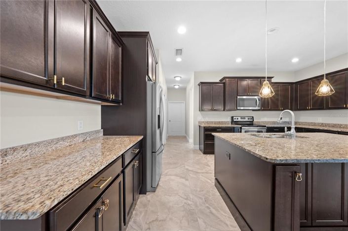 Image No.16-4 Bed Property for sale