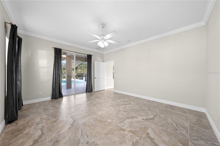 Image No.43-4 Bed Property for sale