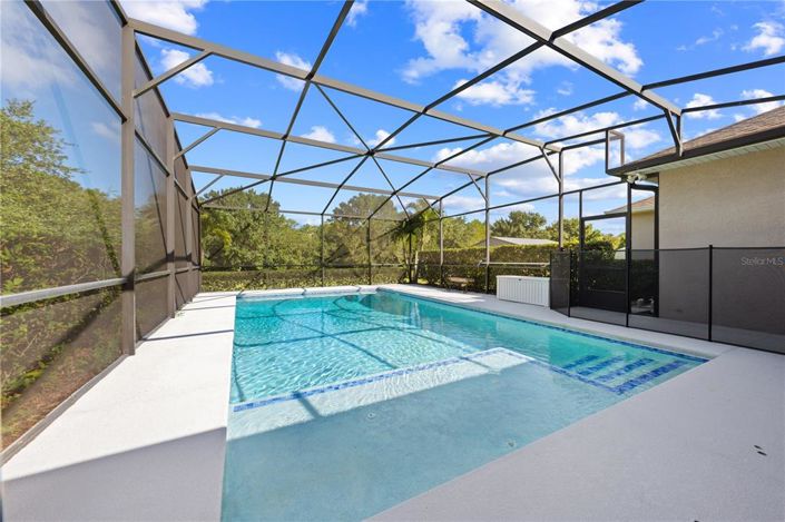 Image No.55-4 Bed Property for sale