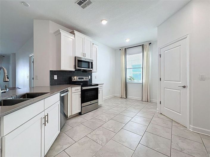 Image No.5-Maison de 4 chambres à vendre à Saint John